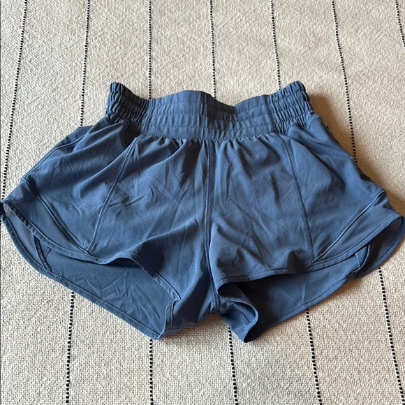 lululemon athletica Pants - Lululemon Hotty Hot High-Rise Lined Short 2.5" in Oasis Blue - size 0